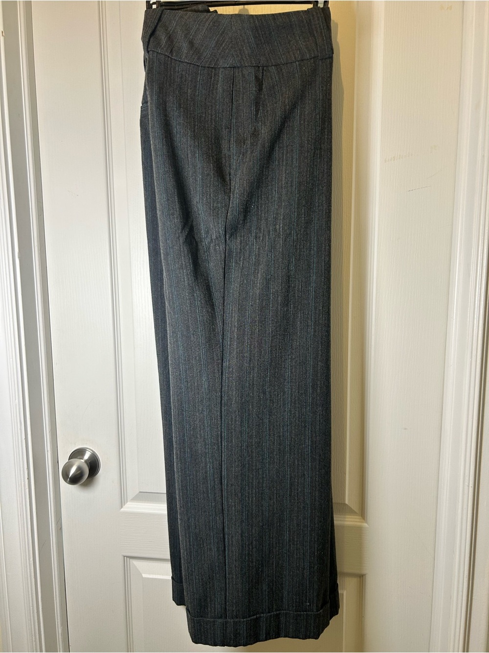 Lane Bryant Women’ Dark Gray Pinstripe Dress Pants
